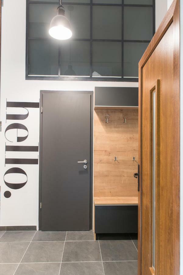 New Loft Style Appartman In The Heart Of The City บูดาเปสต์ ภายนอก รูปภาพ